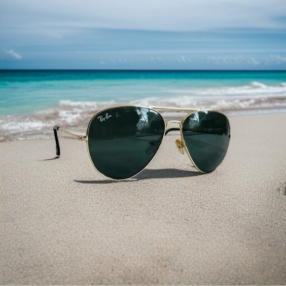 Vintage RAY-BAN Gold Metal Frame Sunglasses Glass Sunglasses Aviators Sunglasses - Picture 1 of 8